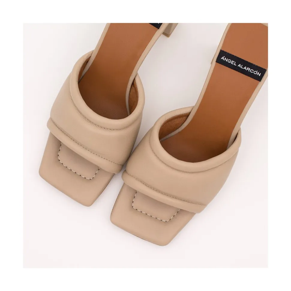 Capucine - Mule Acolchado De Piel Con Tacon