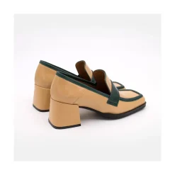 Peggy - Mocasin De Piel Brillante Duotono Con Tacon Ancho