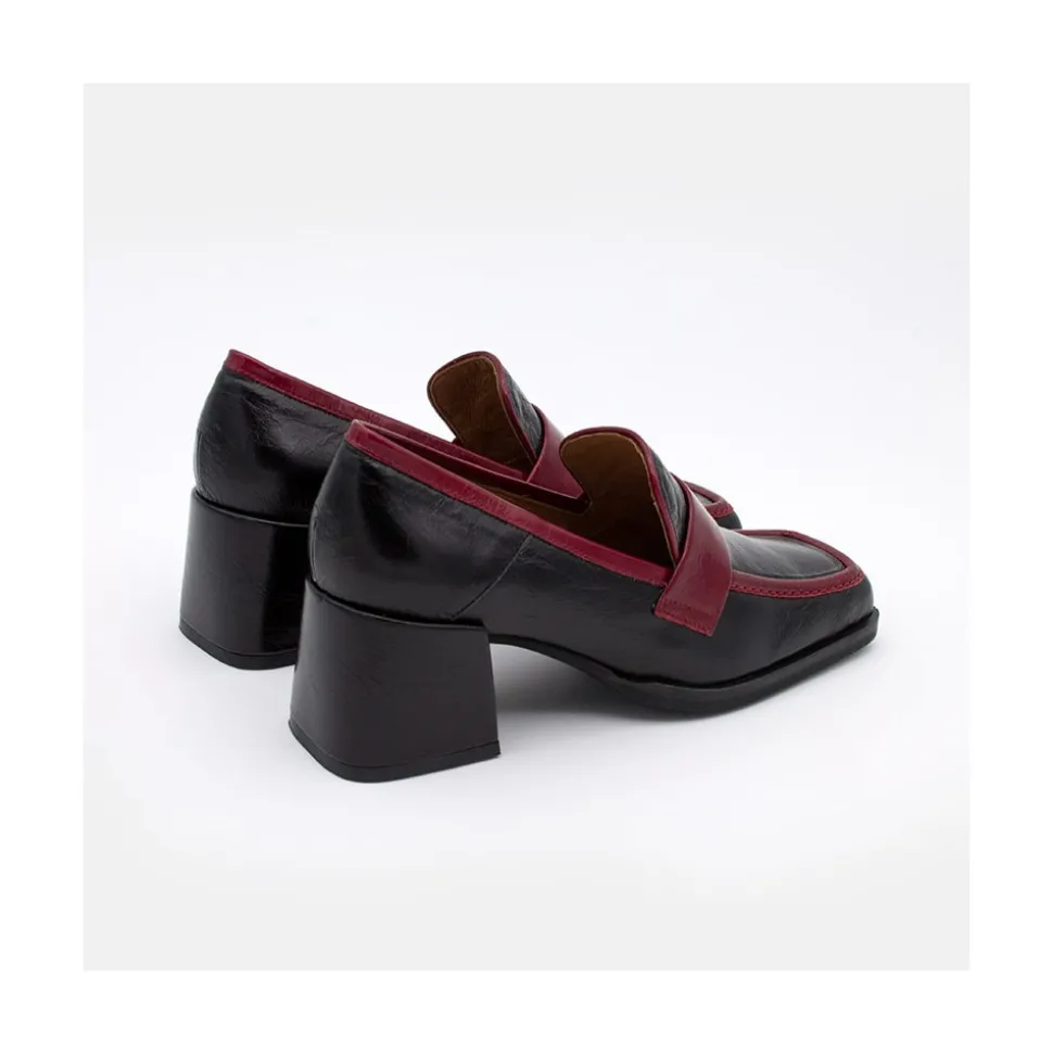 Peggy - Mocasin De Piel Brillante Duotono Con Tacon Ancho